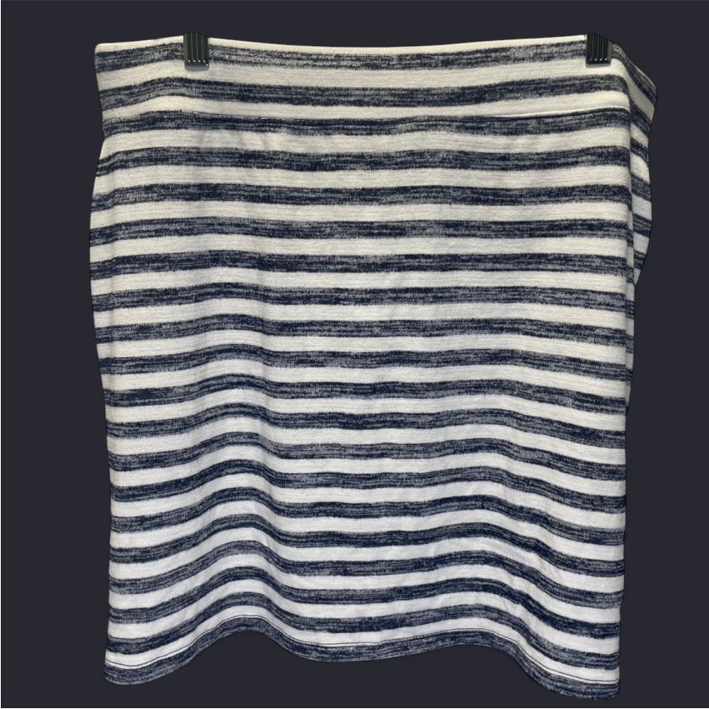 Market & Spruce Navy and White Striped Pencil Skirt - Picture 4 of 6